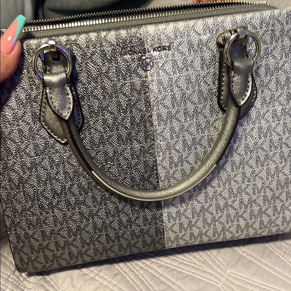 Michael Kors Black and Gray Satchel Set - Picture 7 of 10